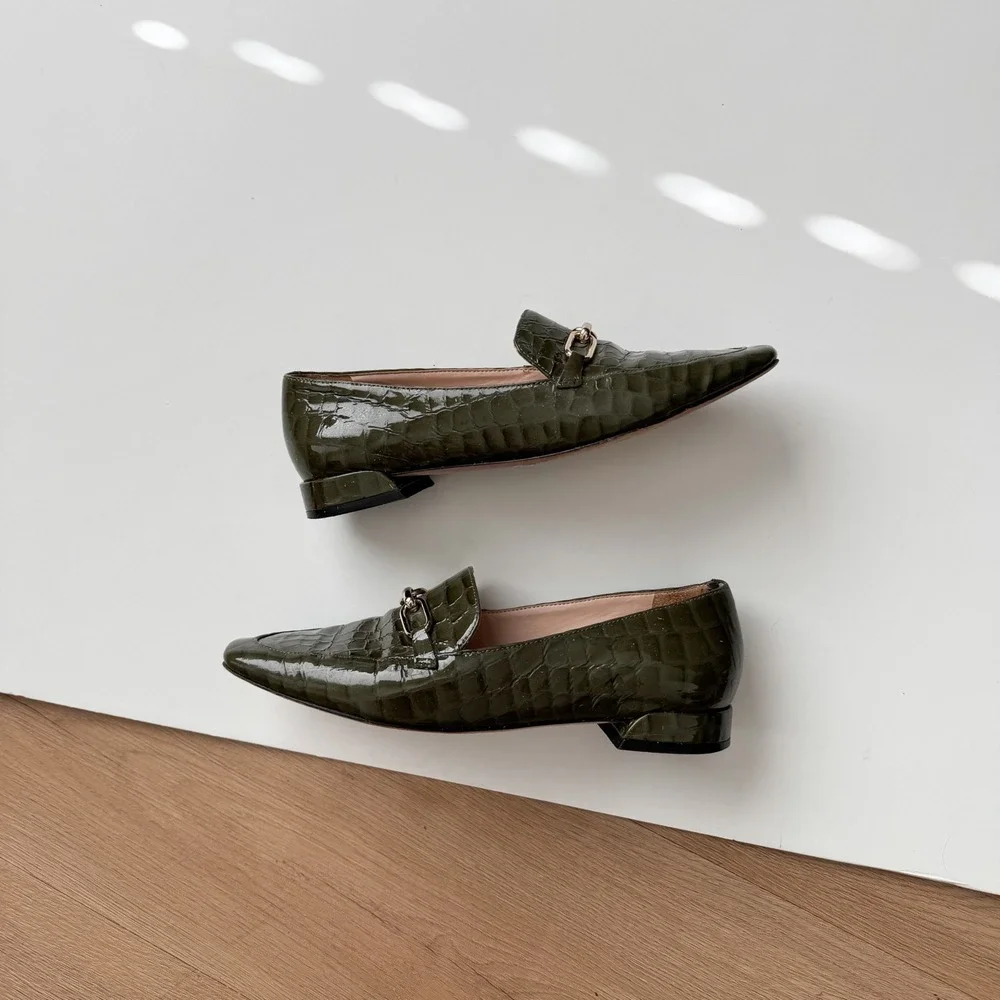 Schutz Olive Green Croc Embossed Patent Leather Horsebit Loafers 7B Preppy